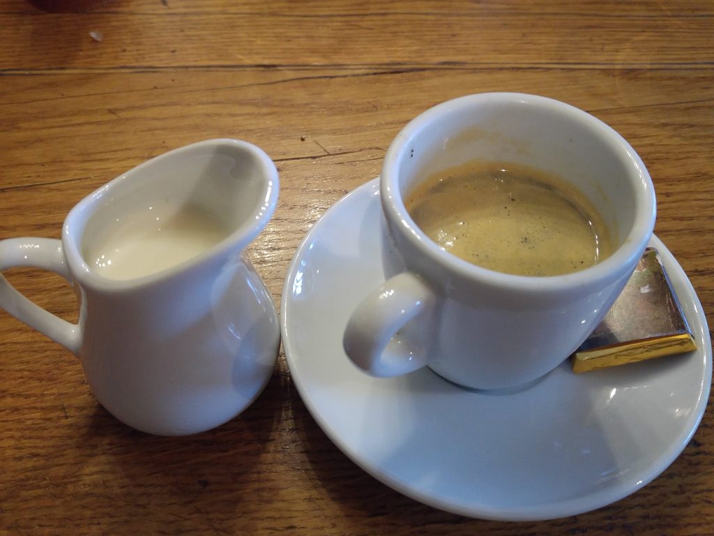 Fransk café au lait i Jura