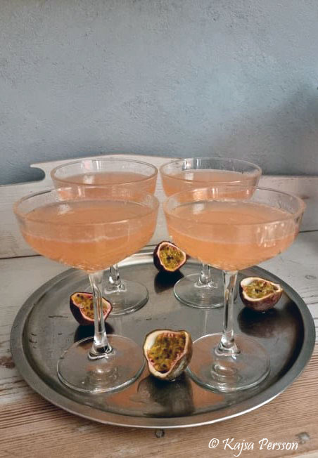 Fyra Pornstar Martini på ett silverfat
